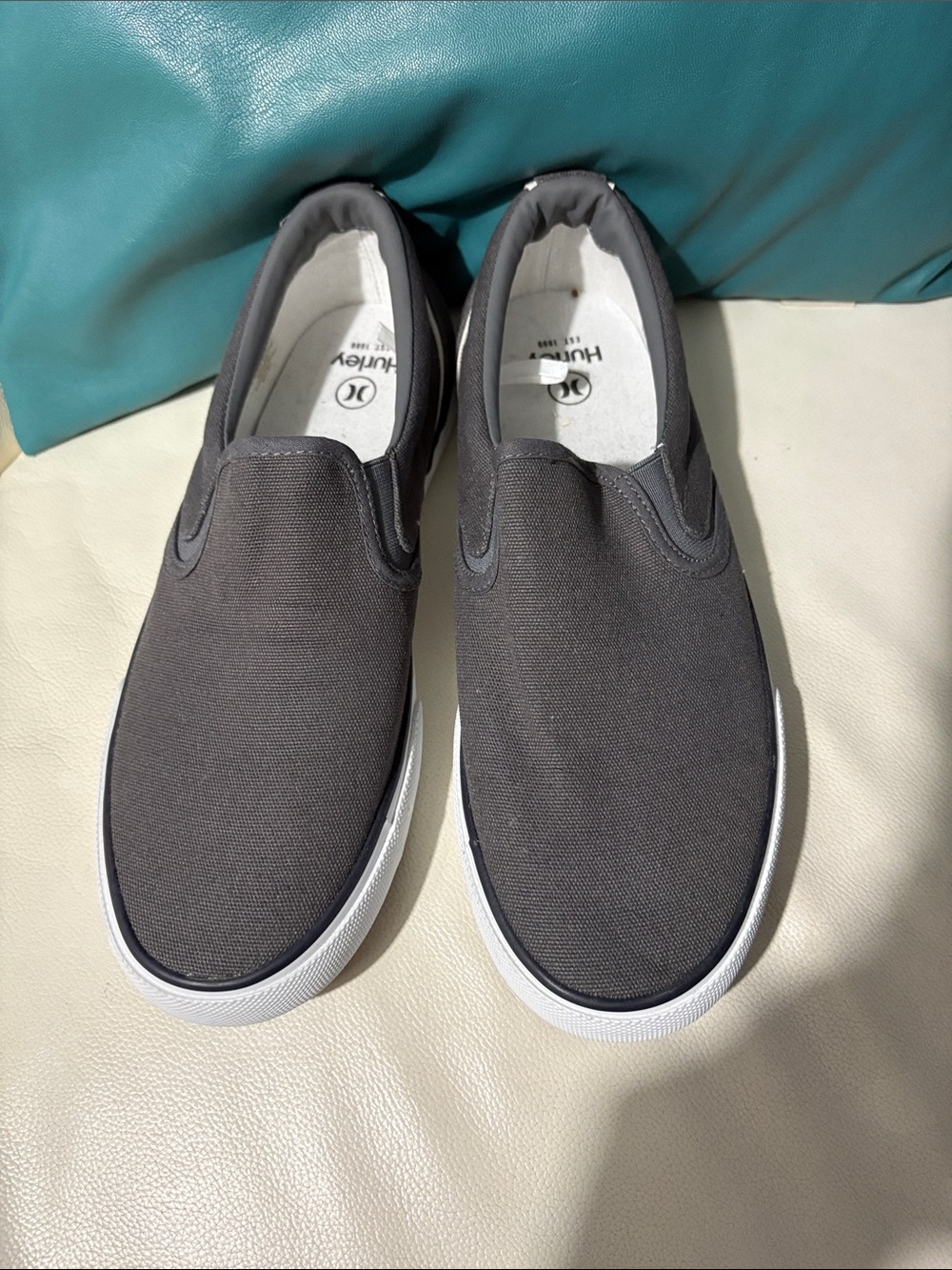 Hurley Men's Slip-On Canvas Loafers in Charcoal Gray and White